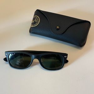 Ray Ban New Wayfarer RB 2132 polarized